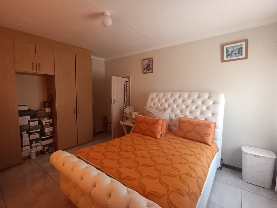 3 Bedroom Property for Sale in Noordhoek Free State